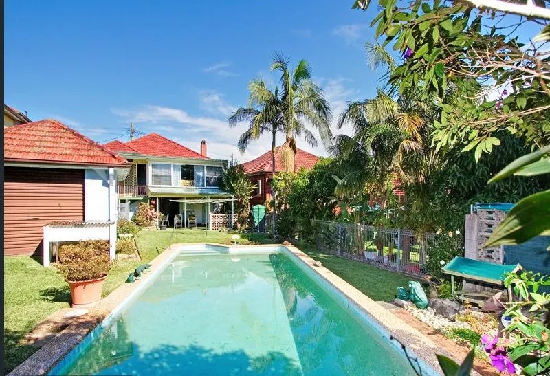 Pool at 11 Mooney Ave Earlwood