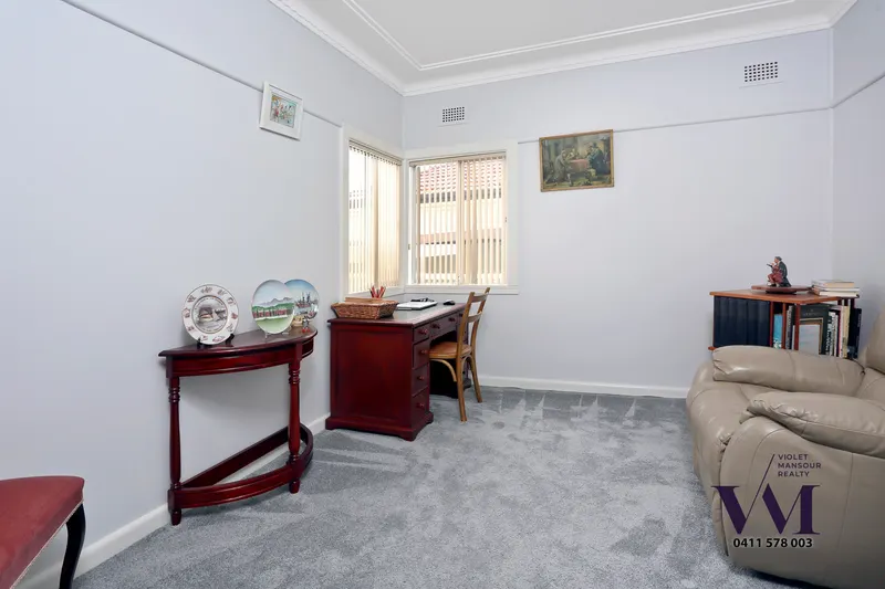 Interior at 12 Grove St Earlwood, photo 1 of 5