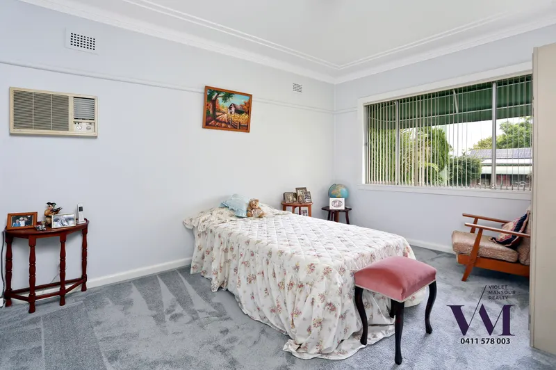 Interior at 12 Grove St Earlwood, photo 3 of 5