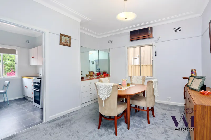 Interior at 12 Grove St Earlwood, photo 5 of 5