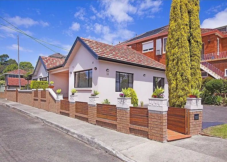 Front of 18 Crew St Bardwell Park