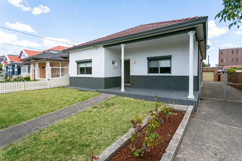 Front of 22 Coney Rd Earlwood