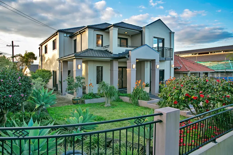 Front of 27 Flers Ave Earlwood