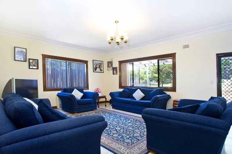 Living area at 43 Hocking Ave Earlwood, photo 3 of 3