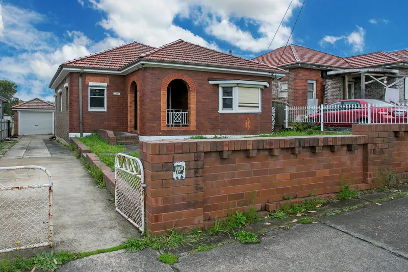 Front of 43 Mallee Ave Earlwood
