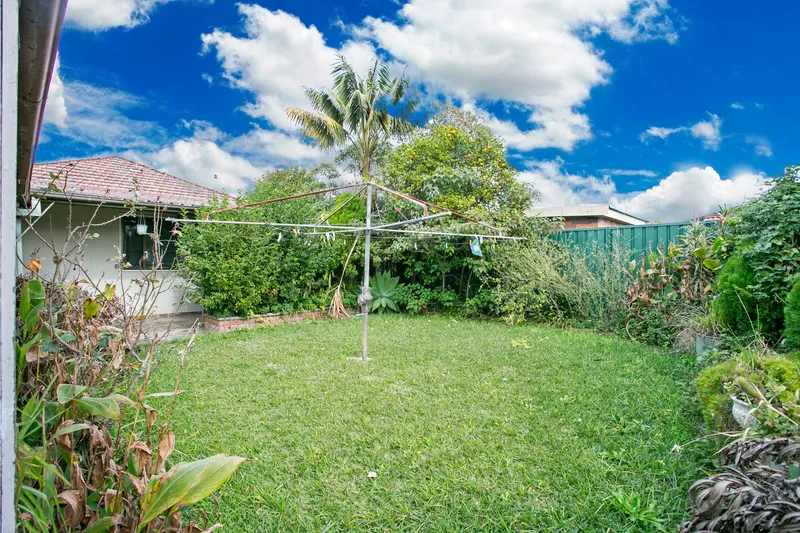 Outdoor area at 469 Homer St Earlwood, photo 1 of 2