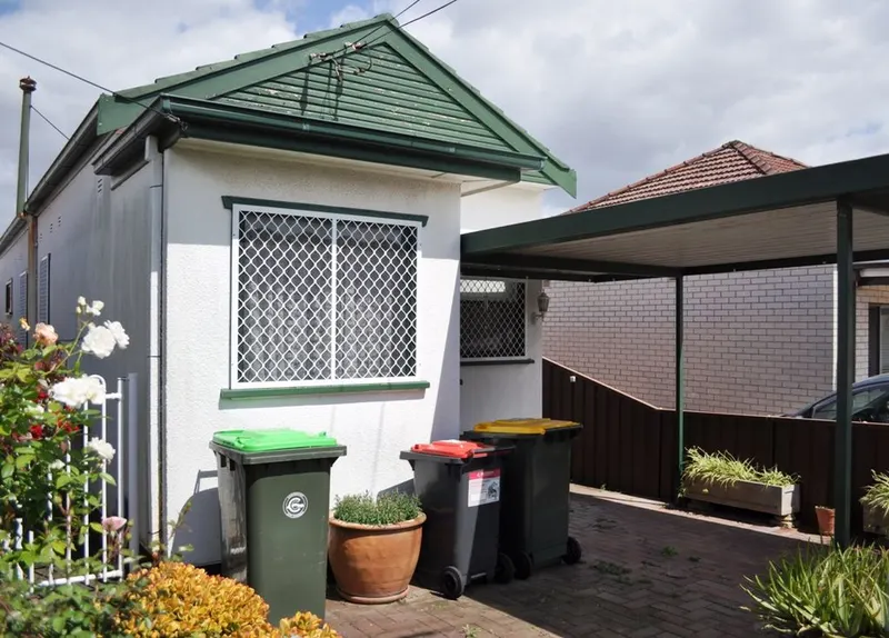 Front of 71A River St Earlwood