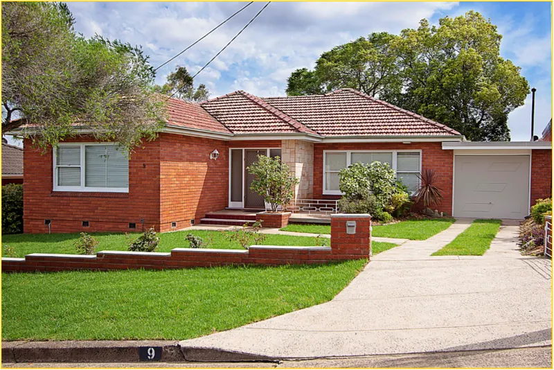 Front of 9 Waygrove Ave Earlwood