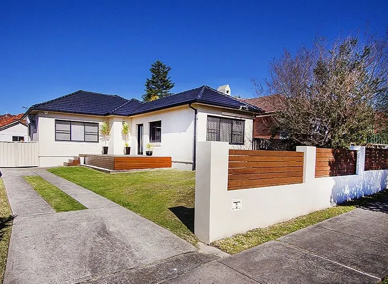 Front of 9 Weston St Revesby