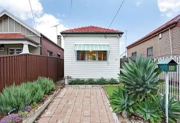 Interior at 90 River St Earlwood, photo 1 of 2