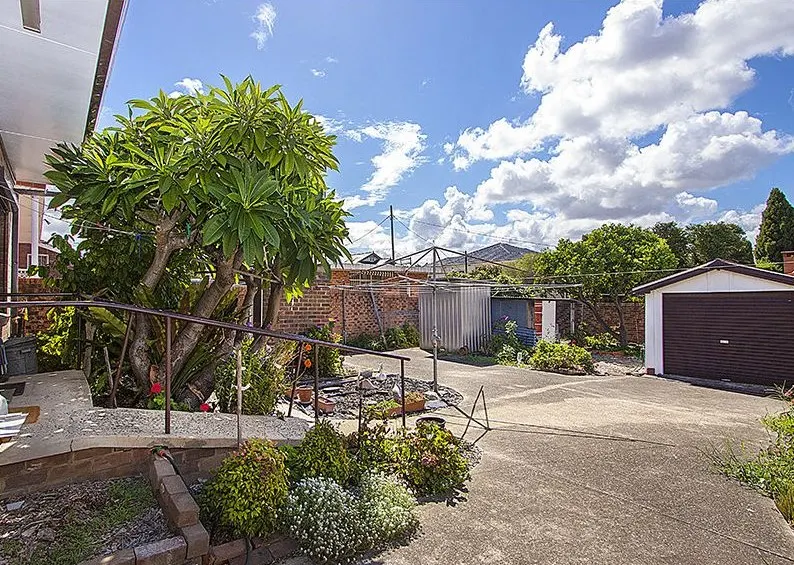 Outdoor area at 97 Bayview Ave Earlwood